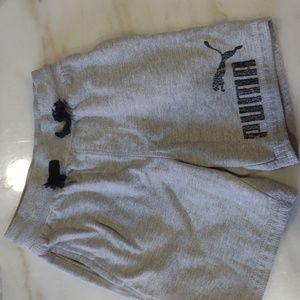 Puma boys size 8 jersey pocket shorts